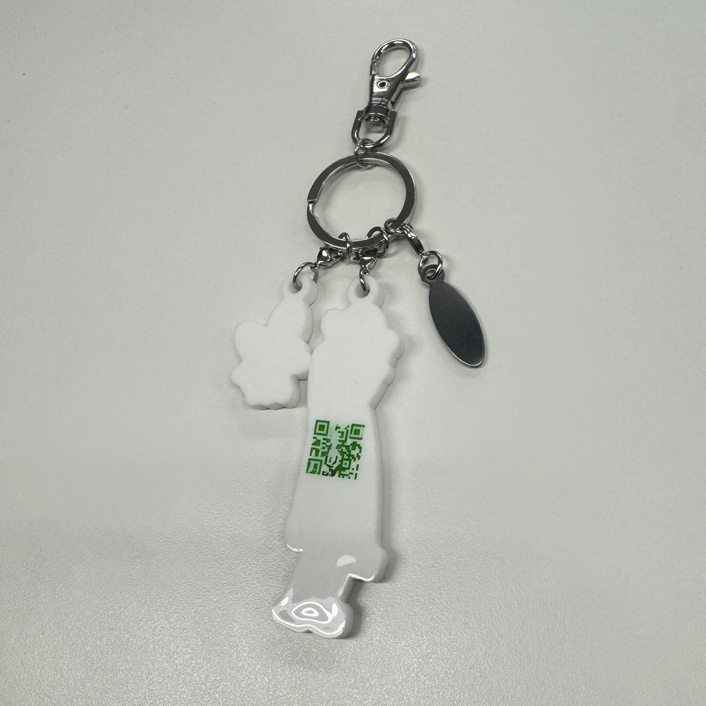 Jeremy Quartus rubber key chain -Green-