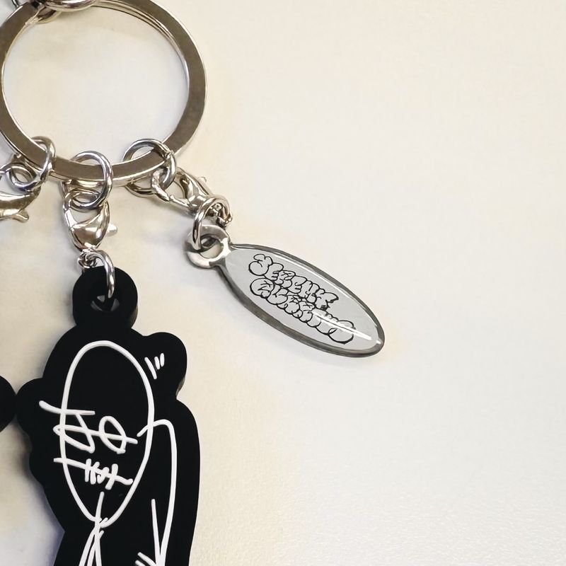 Jeremy Quartus rubber key chain -Black-