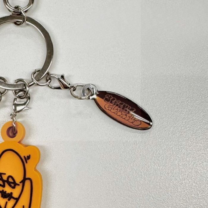 Jeremy Quartus rubber key chain -Yellow-