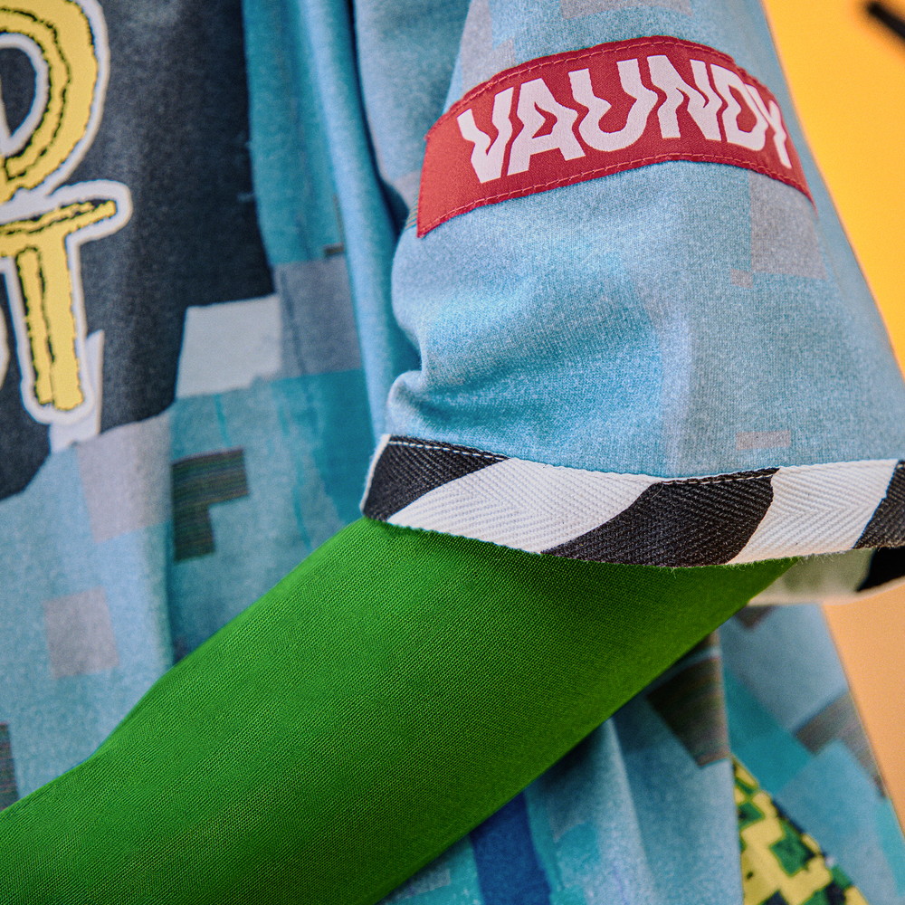 Logo T-shirt “HEADSHOT”