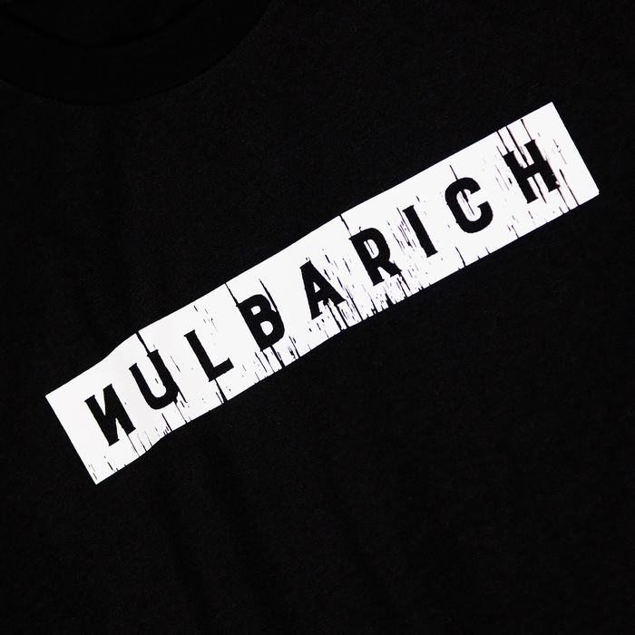 ”CLOSE A CHAPTER” T-shirts/black