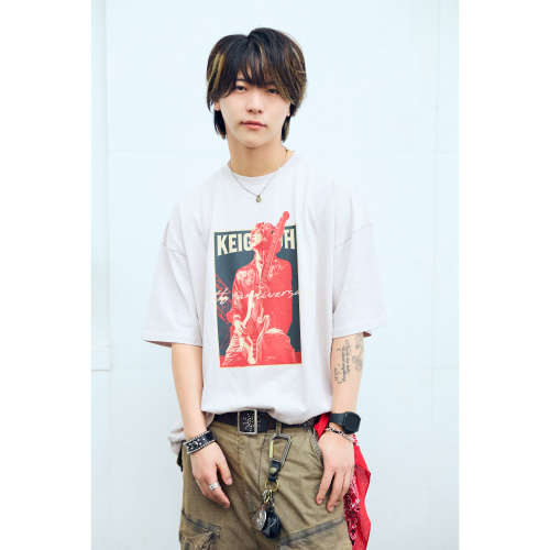 【FC限定】BIRTHDAY GOODS 2026 SPECIAL SET 【Tシャツ：グレージュ】 (圭吾)