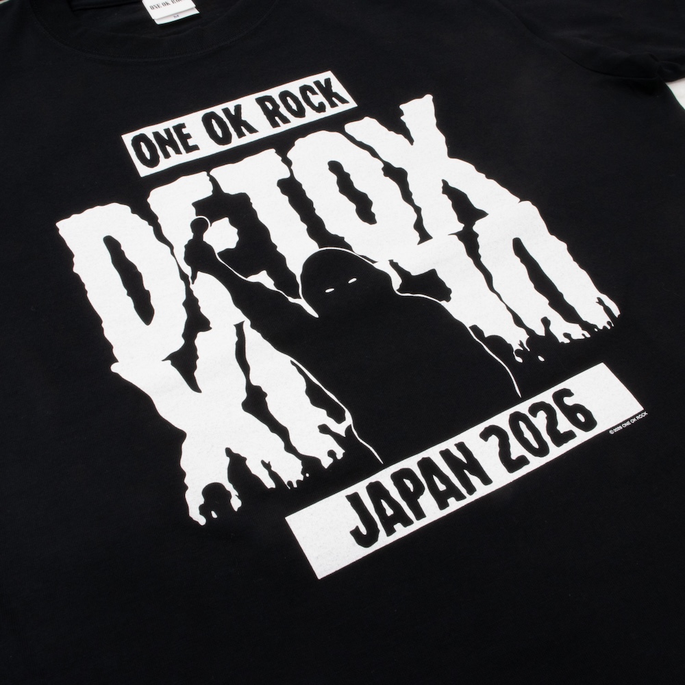 2026 ONE OK ROCK (BLARE) Tシャツ / BLACK