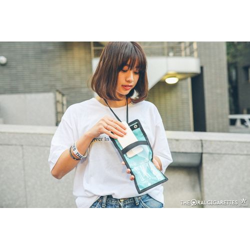 グランジロゴチケットホルダー