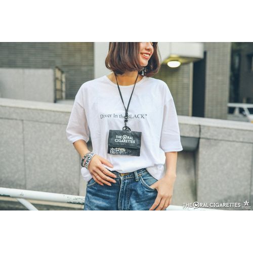 グランジロゴチケットホルダー