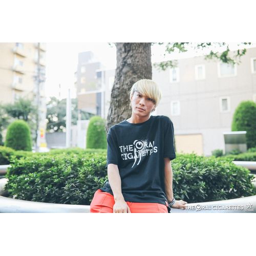 目立ちたがりグランジロゴTシャツ/ブラック