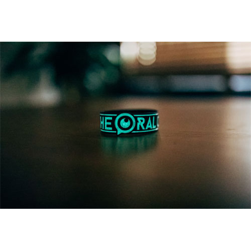 蓄光目玉ロゴラバーバンド