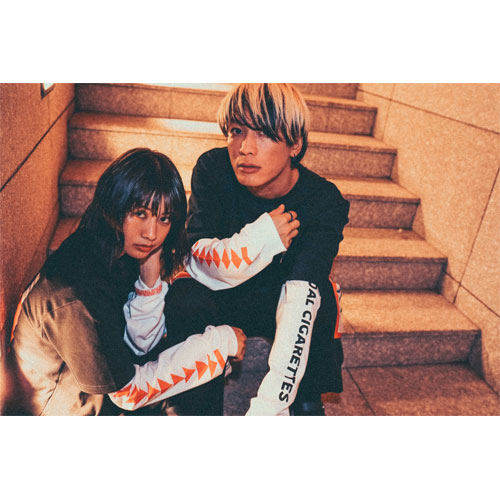 Kisses and Kills ロンT/ホワイト