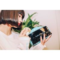 グランジ目玉ロゴエナメルポーチ