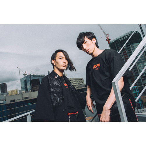 ドリップロゴTシャツ