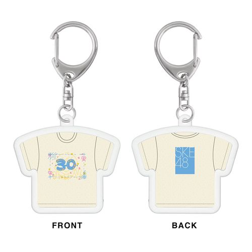 鎌田菜月　生誕記念Tシャツ型アクリルキーホルダー（2026年8月度）