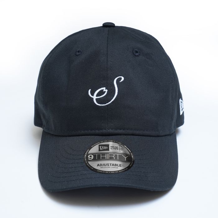 櫻坂46 NEWERA キャップ 帽子 ブラック 商品詳細ページ | 櫻坂46 OFFICIAL GOODS STORE | 【通常配送】櫻坂46