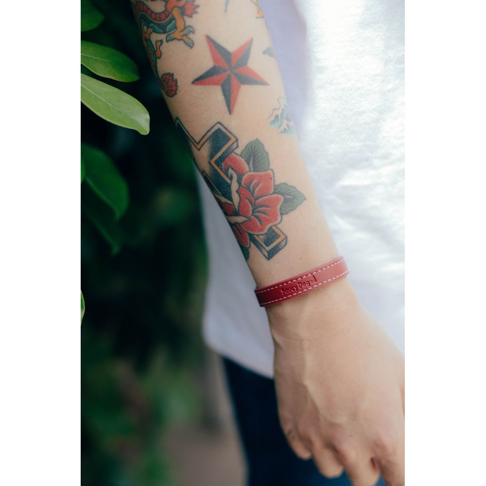 首輪風レザーブレス/ブラウン