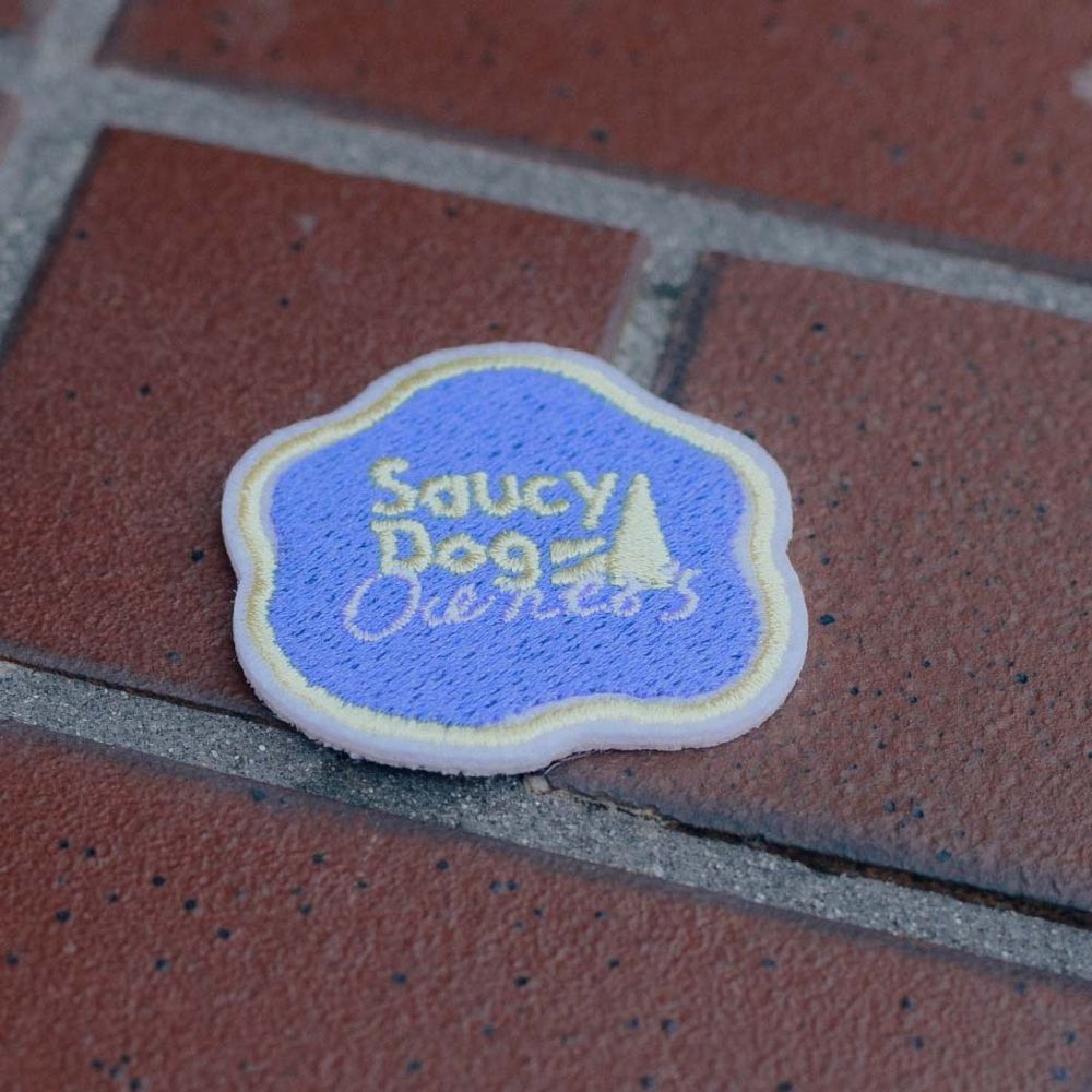 オーナーズ刺繍ブローチ/パープル