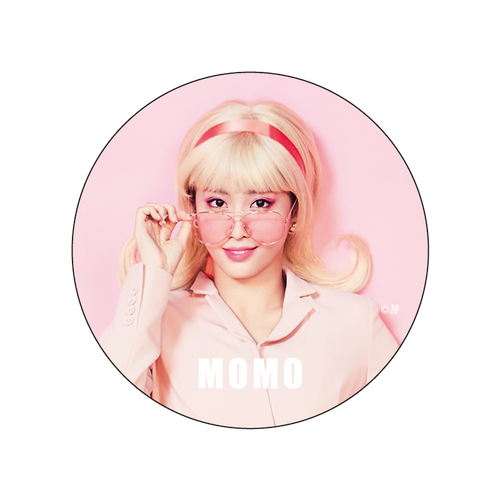 TWICE DOME TOUR 2019“#Dreamday” 缶バッチ/A【MOMO】