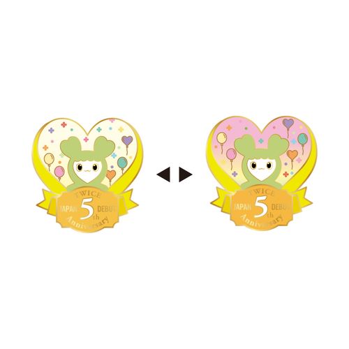 TWICE JAPAN DEBUT 5th Anniversary Goods TWICE LOVELYS レンチキュラーピンバッチ【JEONGVELY】