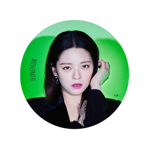 TWICE WORLD TOUR 2019 ‘TWICELIGHTS’ IN JAPAN BIG缶バッチ【JEONGYEON】