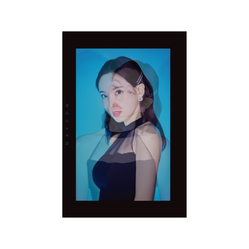 TWICE WORLD TOUR 2019 ‘TWICELIGHTS’ IN JAPAN TWICE PHOTO BOOK 'TWICELIGHTS'【NAYEON】