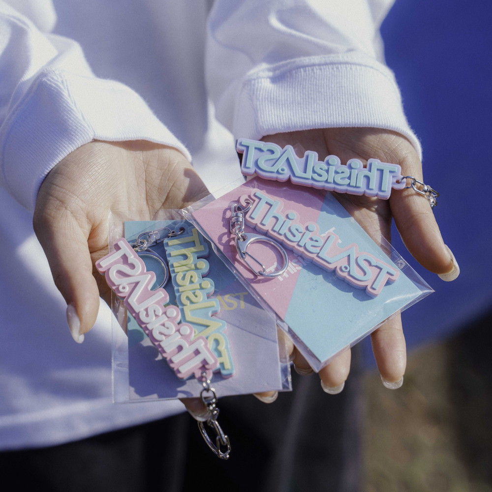 ロゴラバーキーホルダー [ピンク×アクアブルー]