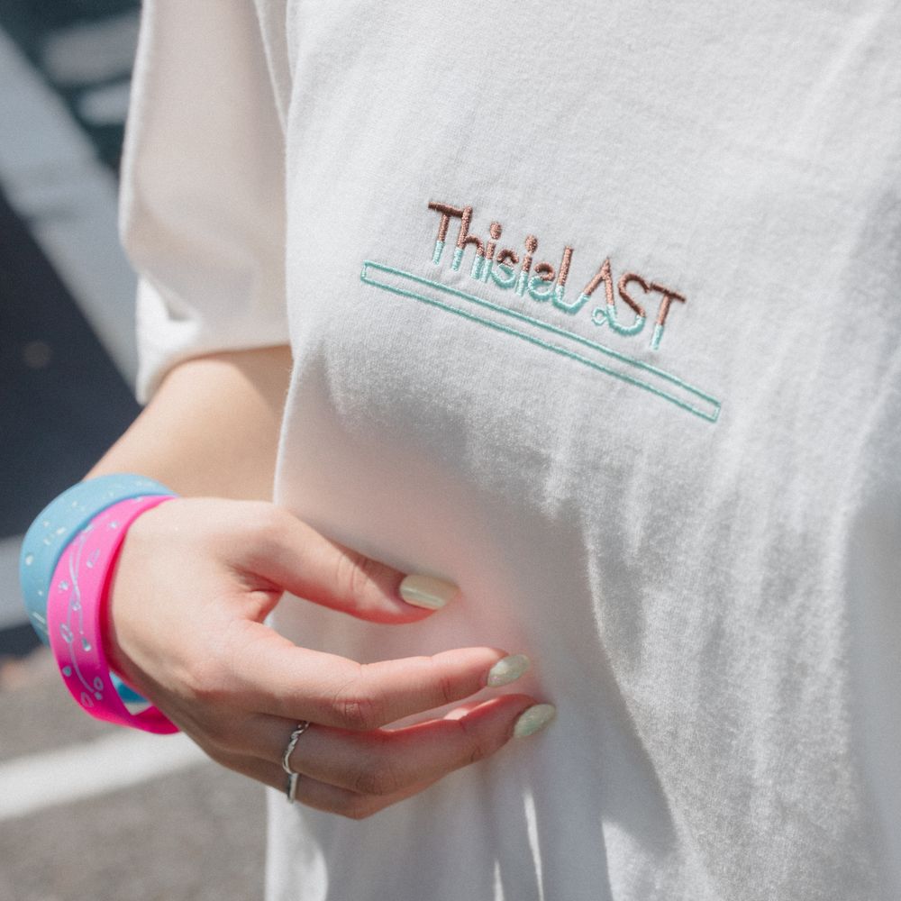 刺繍ロゴTシャツ [バニラホワイト×チョコミント]