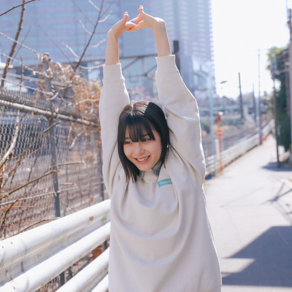 ロゴワッペントレーナー[グレージュ]