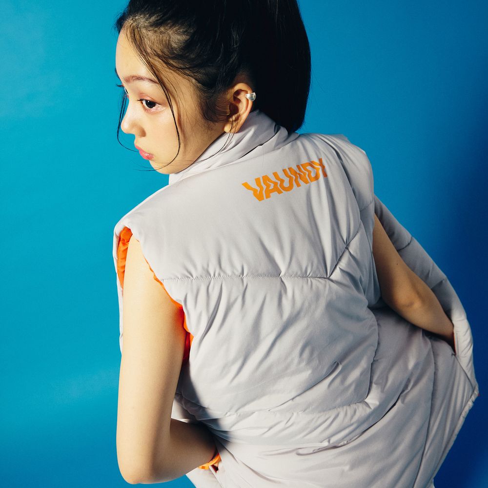 商品詳細ページ | Vaundy ONLINE STORE | Logo Down Vest 