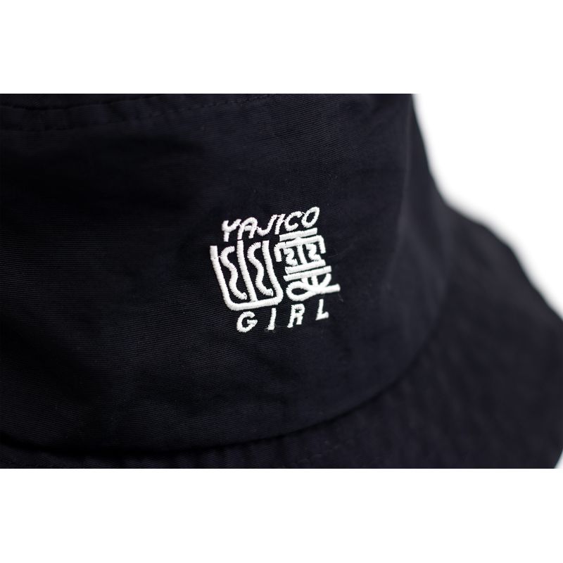【YAJICO GIRL】"幽霊"ロゴバケットハット
