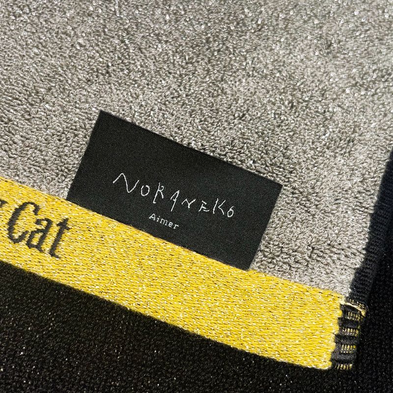 “Stray Cat” SPARKLE TOWEL