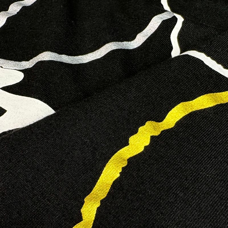 SCRATCHED BY “Stray Cat” TEE 