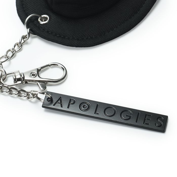 amazarashi Hat Keychain