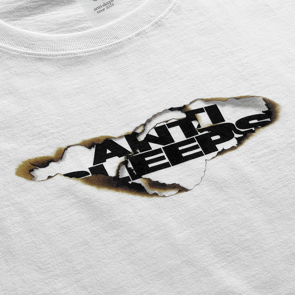 anti sleeps ポスターTシャツ