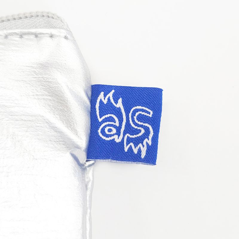 メタリックポーチ