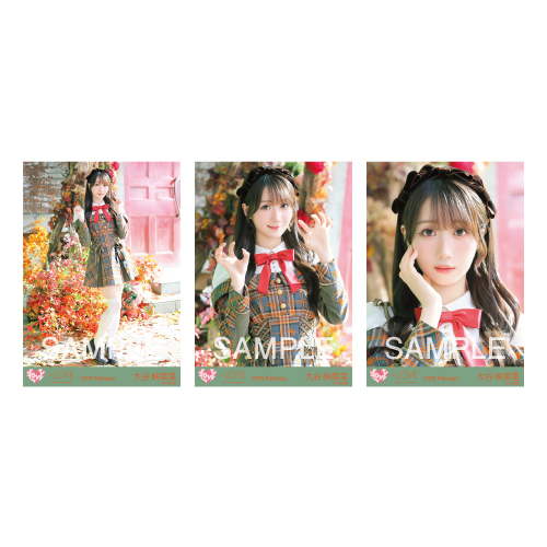 生写真セット（「ラブソングに襲われる」歌唱衣装アザーカット）