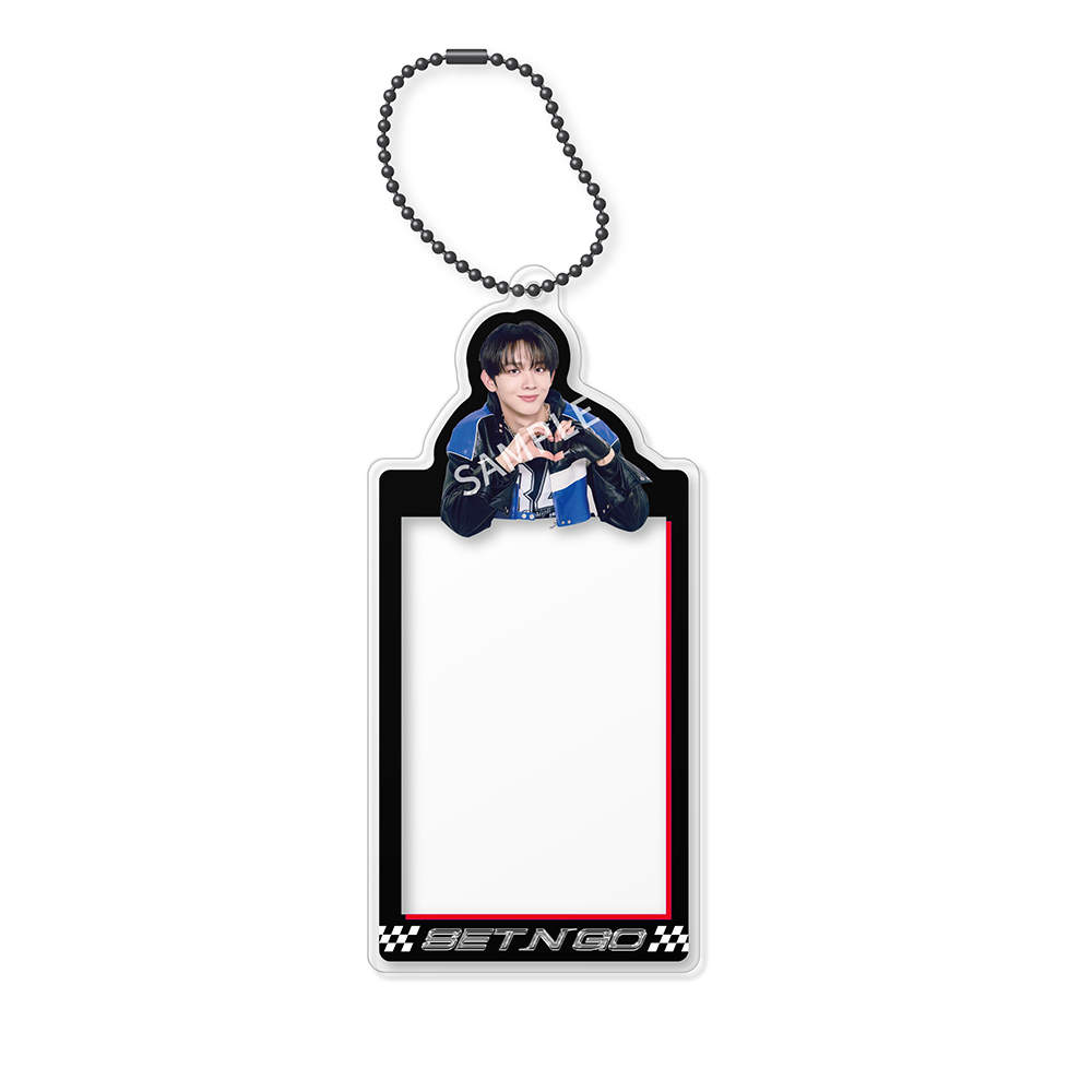 ランダムフォトカードホルダー(フォトカード2枚付き/全７種)(2025 EVNNE CONCERT [SET N GO] JAPAN)