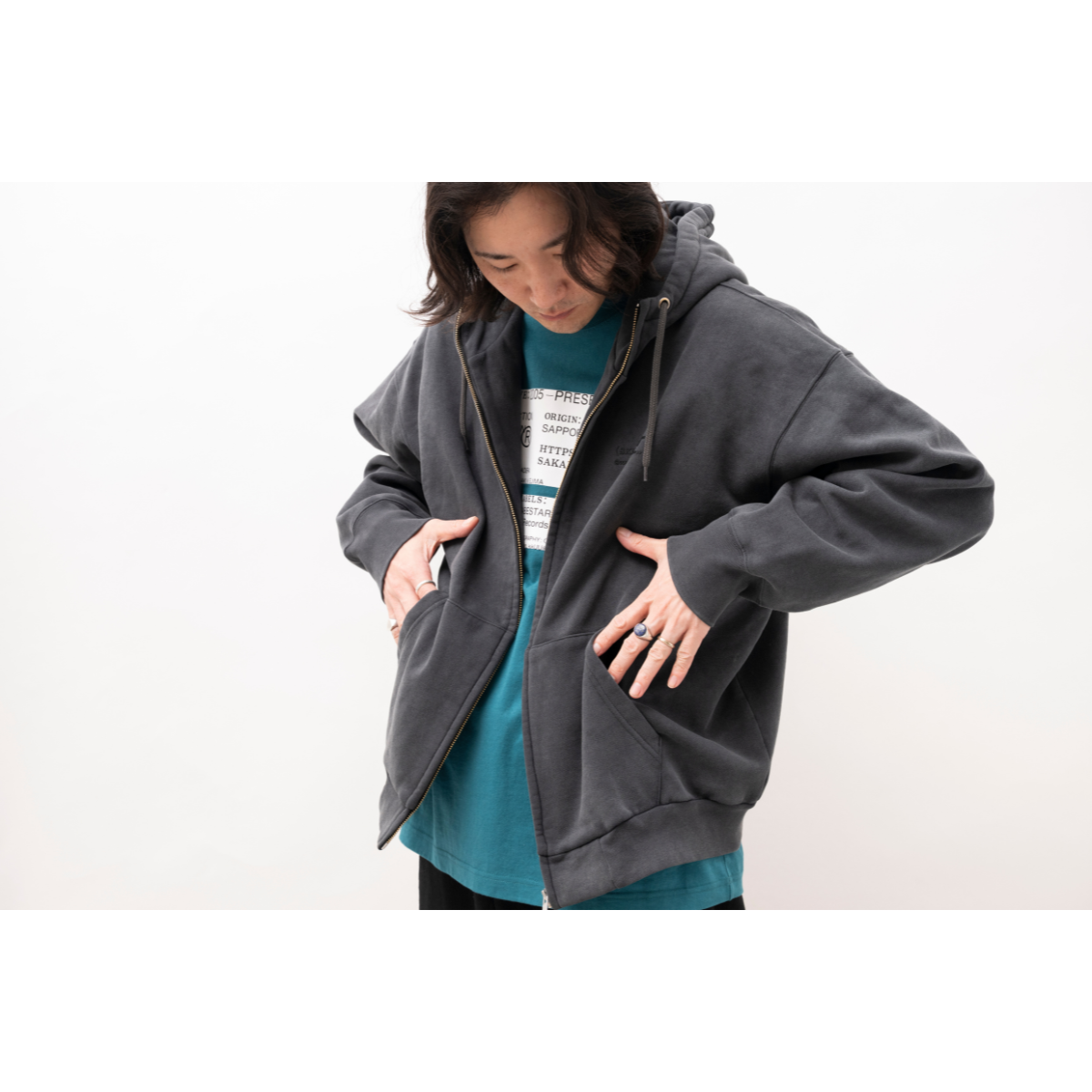 商品詳細ページ | sakanaction ONLINE STORE | (SKN-CTN) ZIP HOODIE