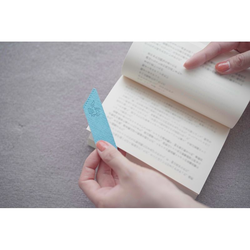 【Laura day romance】 into blue bookmark ＜Dr.礒本雄太デザイン＞