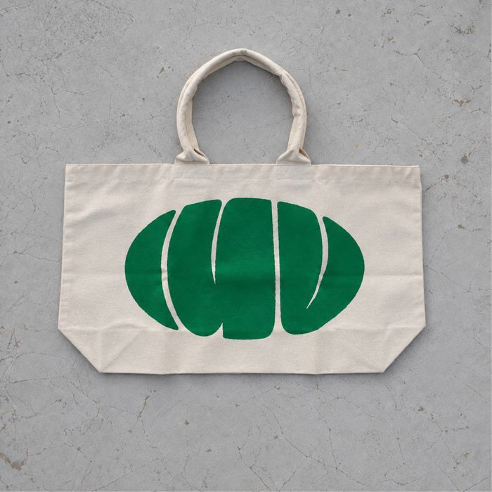 【luv】Logo Tote Bag