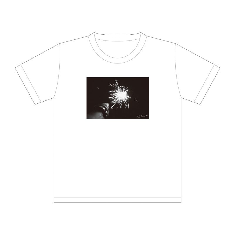 【弾き語り続ける人間展2025】高橋優オリジナルフォトTシャツ　「迎え火」