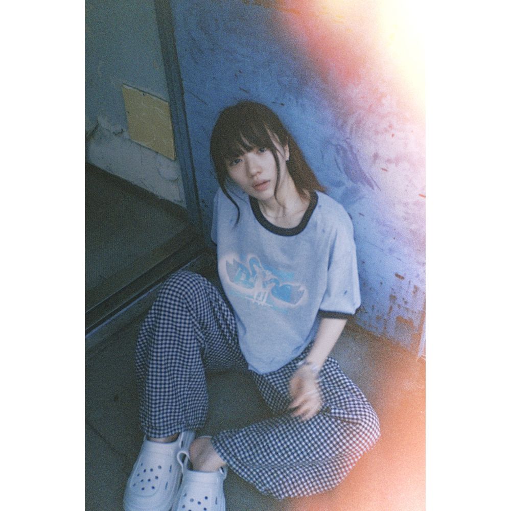 夢見る小鹿ちゃんt-shirt(gray × black)