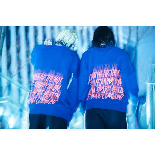 カリグラフィーロゴスウェット