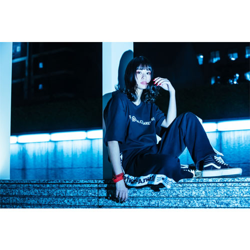 Kisses and Kills アリーナツアーTシャツ/ブラック