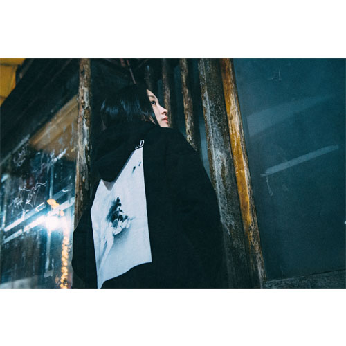 HOLDER  パーカー