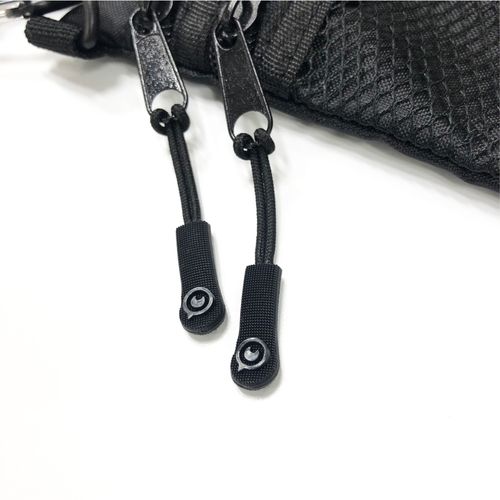 目玉ロゴメッシュサコッシュ