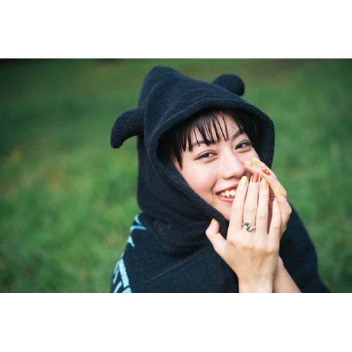 クラウンロゴフーディータオル/ブラック×ブルー