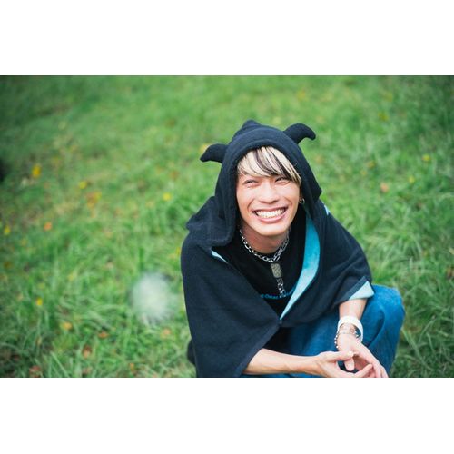 クラウンロゴフーディータオル/ブラック×ブルー