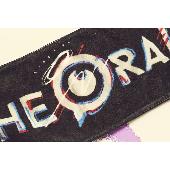 クレヨンしがちゃん目玉ロゴマフラータオル