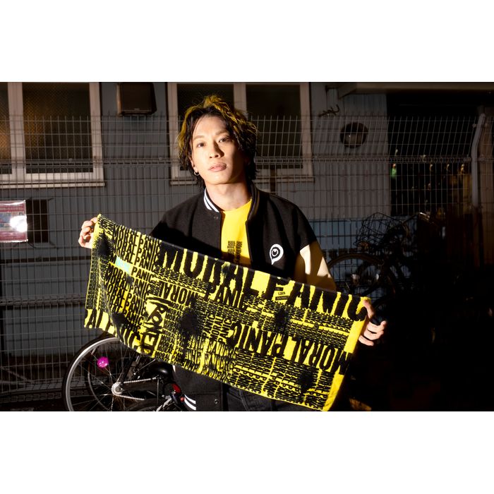 MORAL PANIC ツアーフェイスタオル/イエロー