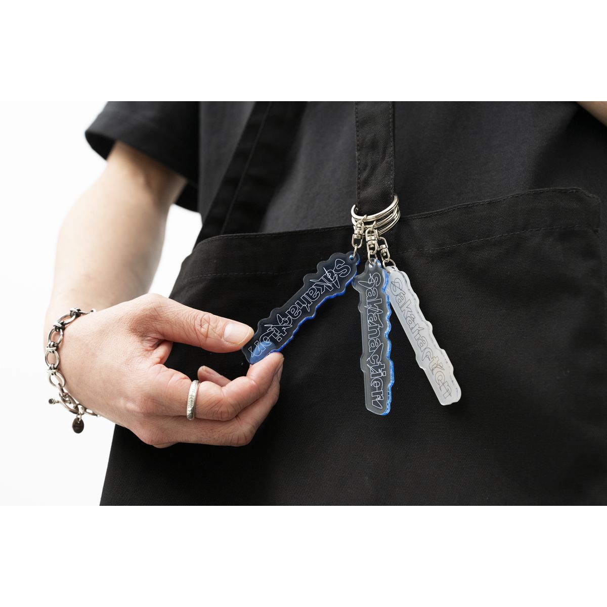 【5】<深海・中層会員対象>STATUS LOGO ACRYLIC KEYCHAIN(中層)