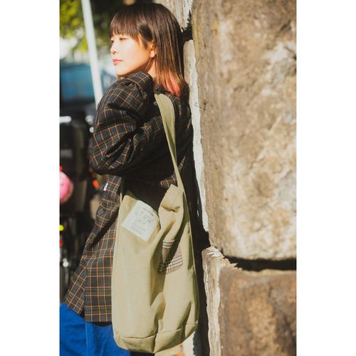 ポケット付きコーデュロイトート/ライトベージュ