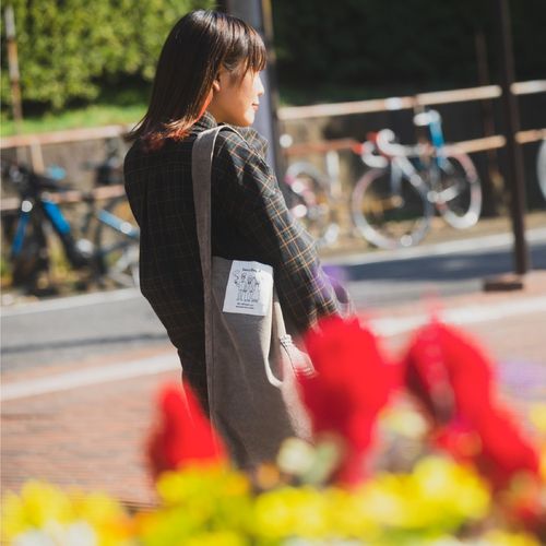 ポケット付きコーデュロイトート/ライトベージュ